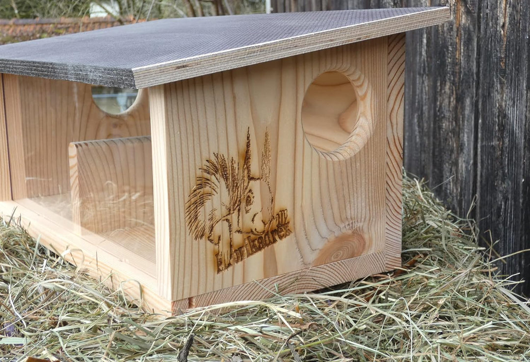 XXXL Eichhörnchen Futterhaus aus hochwertigem Lärchenholz, deutsches Qualitätsprodukt, von Hand gefe