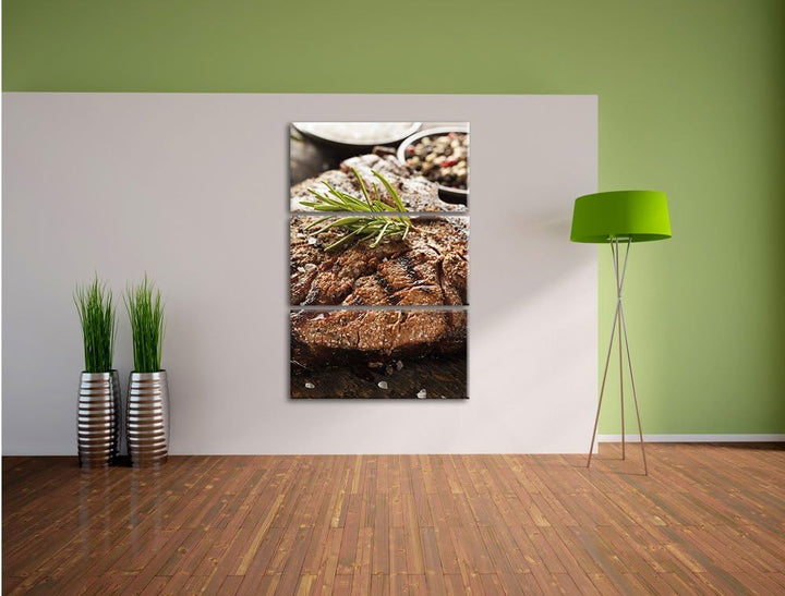 Pixxprint Leckeres Fleisch mit Rosmarin 3-Teiler Leinwandbild 120x80 Bild auf Leinwand