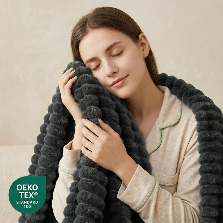 WAVVE Kuscheldecke Flauschig Decke - 150x200cm - Grau - Weiche Flanell Fleecedecke, Sofadecke & Couc