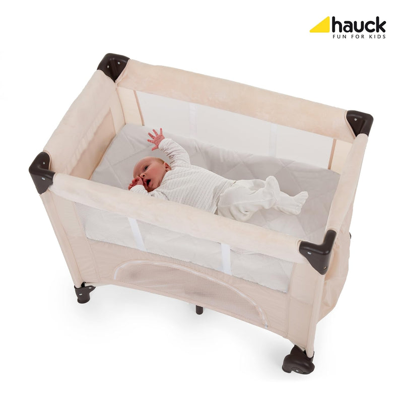 Hauck Spannbettlaken Bed Me 80x50 cm Spannbettuch für Babybett Matratzen, Weiche Steppung, Elastisch