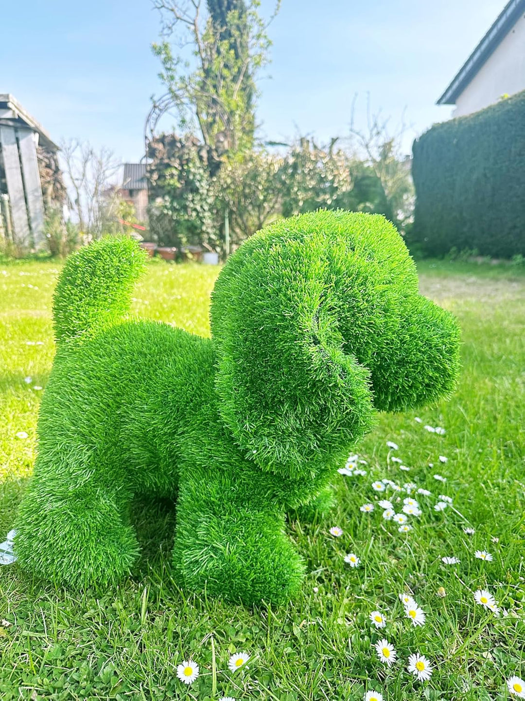 Innovative Kunstwerk Figuren aus Kunstrasen Hase Bär Hund Tier Garten Dekoration Gras Deko (Hund, 50