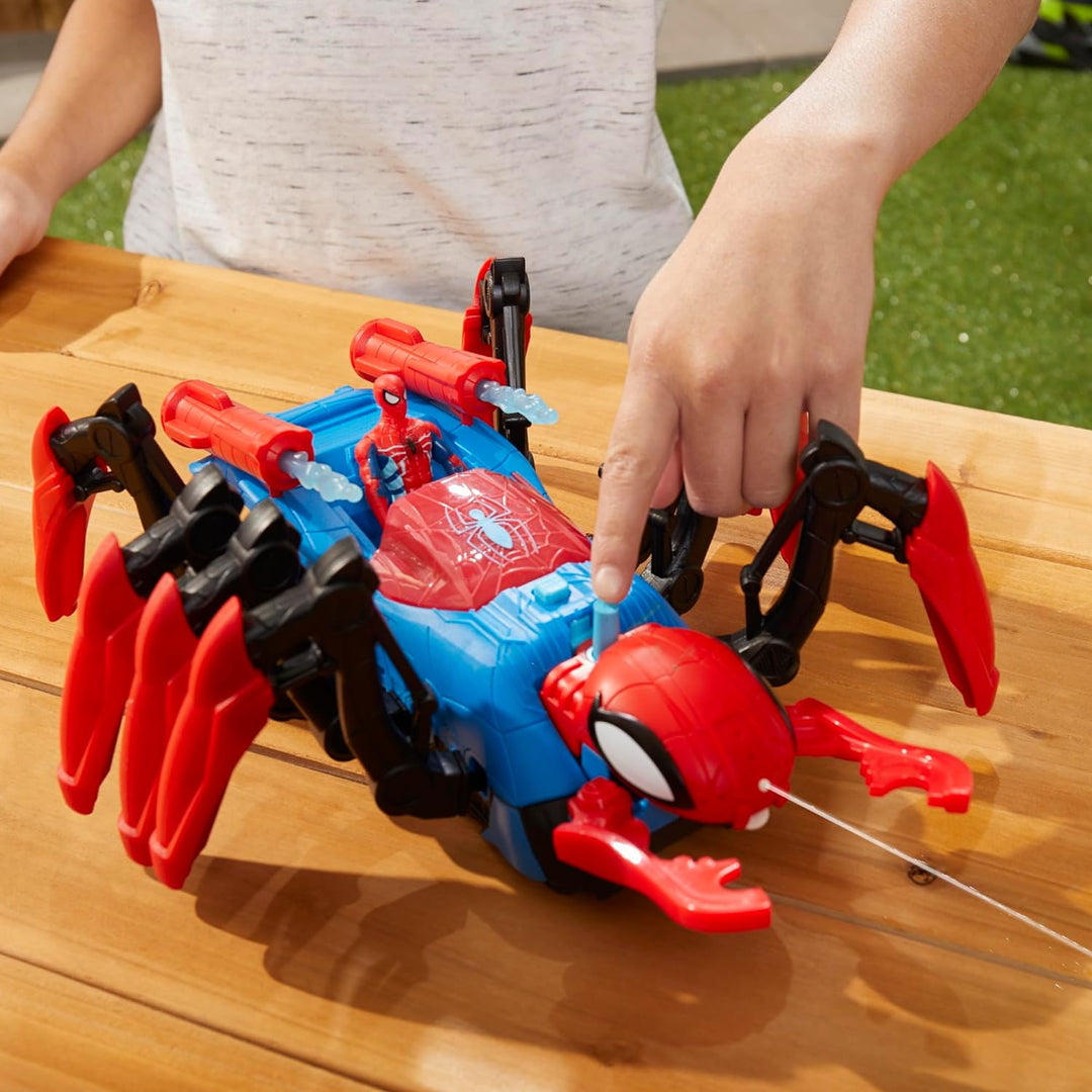 Marvel Spider-Man Krabbelspinne mit Wasserspritze, Superhelden-Spielzeug ab 4 Jahren, feuert Projekt