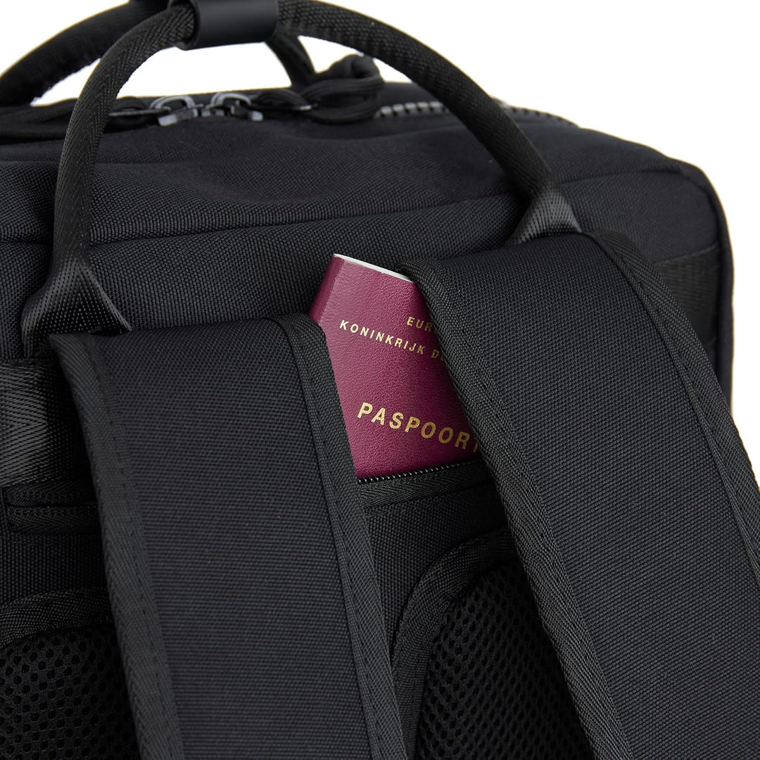 New Rebels William Milwaukee 18L Rucksack - 15,6-Zoll-Laptopfach mit wasserdichtem Reissverschluss -