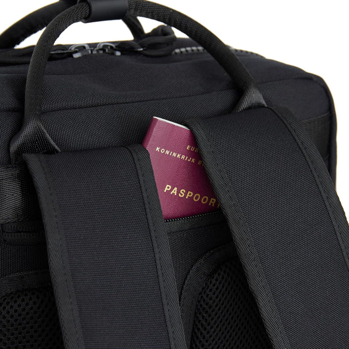 New Rebels William Milwaukee 18L Rucksack - 15,6-Zoll-Laptopfach mit wasserdichtem Reissverschluss -