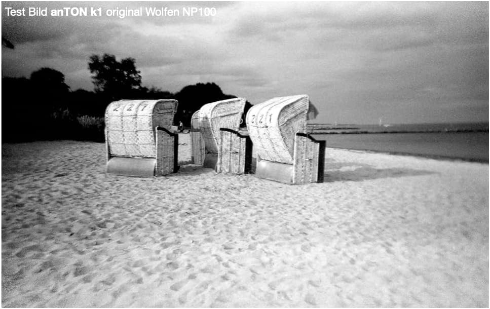 Anton K1 Nachfüllbare Wiederverwendbare Kleinbild Film 35mm Kamera im Set mit Schwarz/Weiss Film + A
