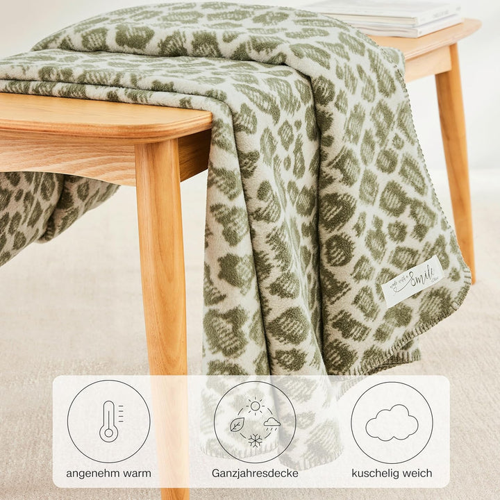 s.Oliver Leo Decke 150x200 cm - Baumwollmix, Made in Germany, warm & waschbar, Kuscheldecke Leoparde