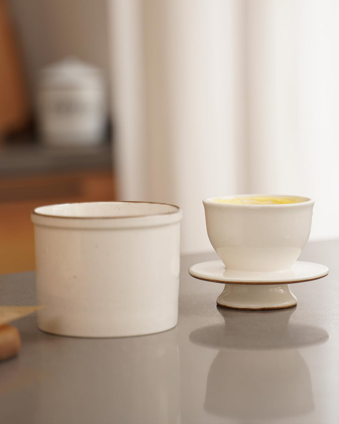 Jersinwei Französische Butterdose Wassergekühlt mit Wasserlinie Keramik Butterglocke für streichfähi