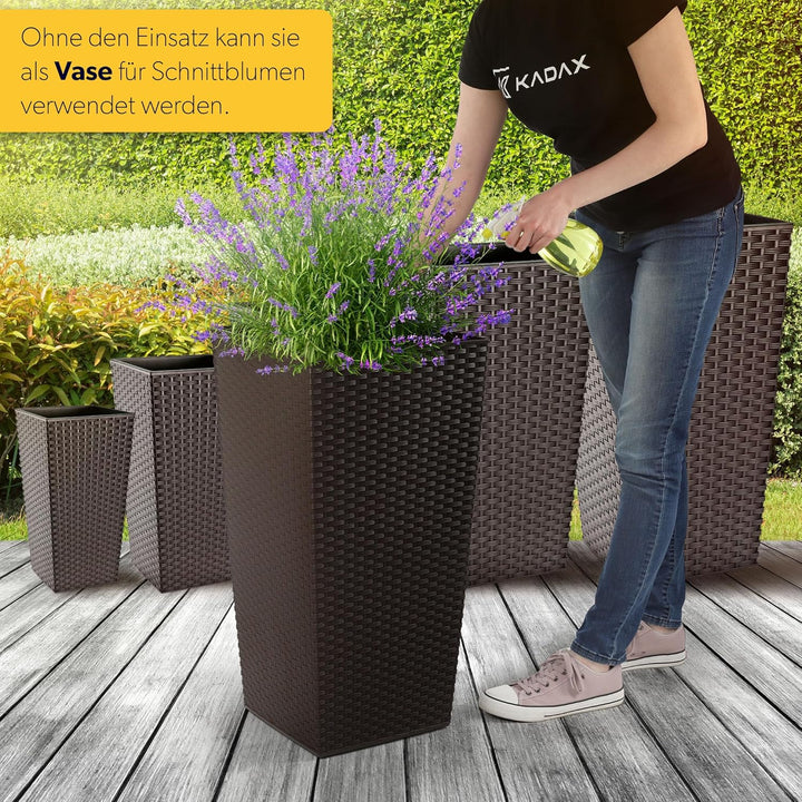 KADAX Pflanzkübel mit Innentopf, Höhe 68cm, Mokka Rattan – Wetterfester Blumentopf für Innen & Ausse