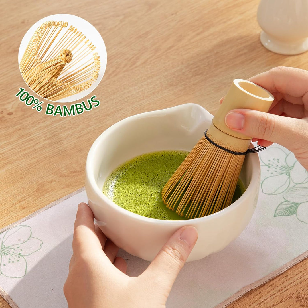 8 Stück Matcha Set Beige mit Besenhalter | Edelstahl-Sieb für klumpenfreien Matcha | Inkl Bambus bes