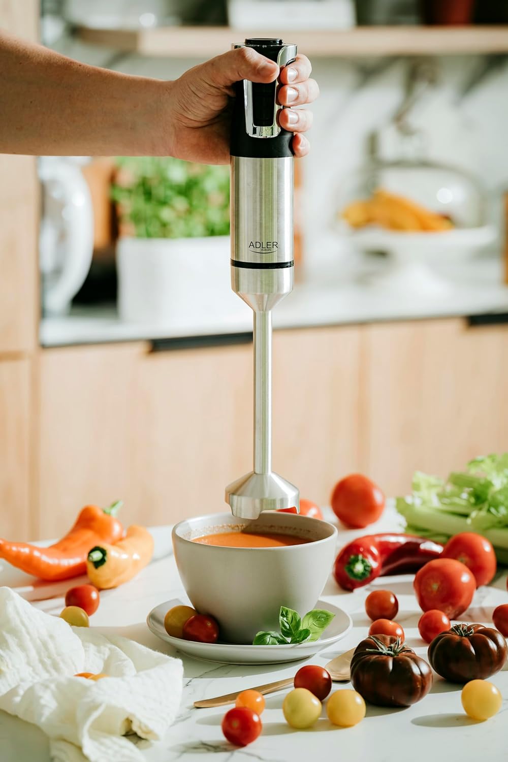 ADLER EUROPE, Stabmixer-Set, Zerkleinerer: 600 ml, Becher: 700 ml, 20 Geschwindigkeitsstufen, 4 Edel