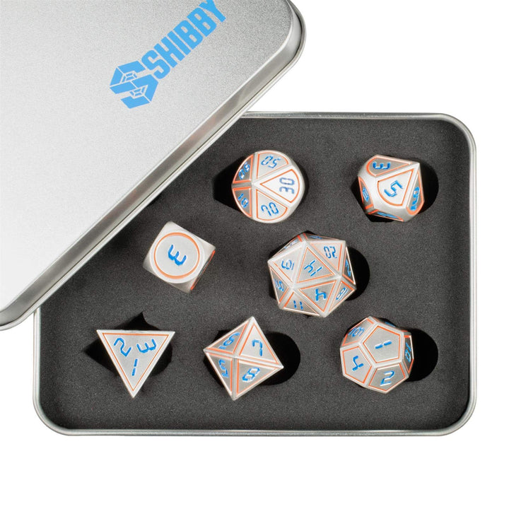 shibby 7 polyedrische Metall-Würfel für Rollen- und Tabletopspiele in Digital Optik D1 inkl. Aufbewa