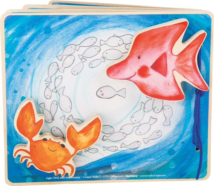 small foot Bilderbuch Unterwasserwelt, interaktives Buch aus Holz für Kinder, mit Krabbe und Fisch,