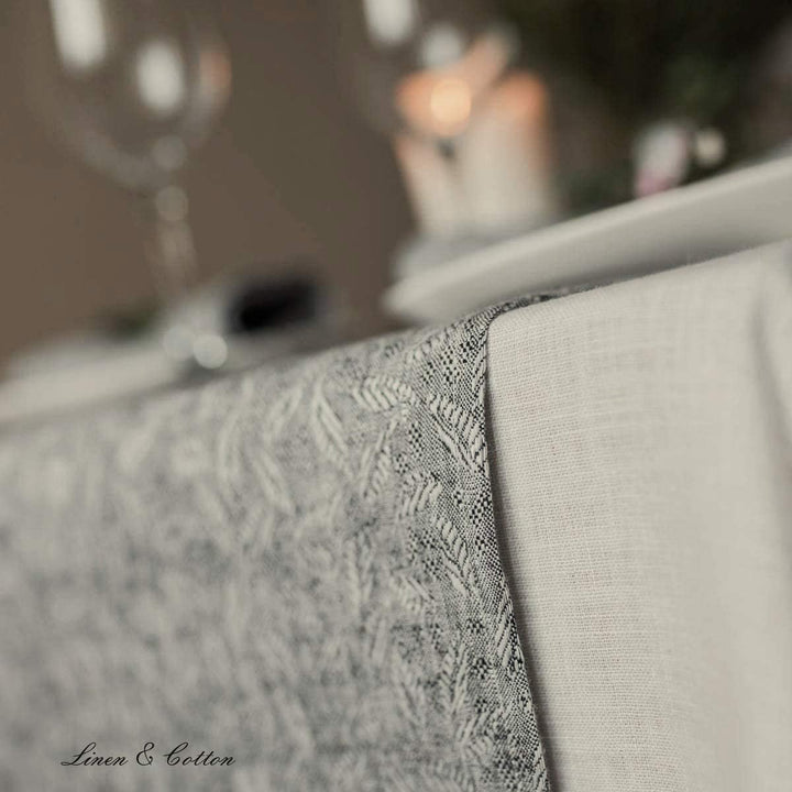 Linen &amp; Cotton Deluxe Jacquard Damast Tischläufer Stoff Tischband Tischdeko Isla - 100% Leinen, Schw