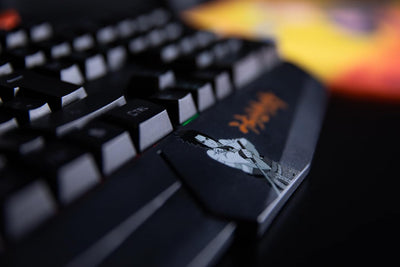 Konix Naruto Shippuden Kabelgebundene Gaming-Tastatur mit QWERTZ-Membran - Anti-Ghosting - 1,7 m Kab