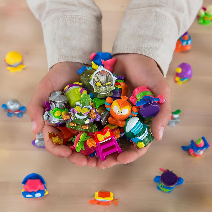 Superthings KAZOOM Power Mission – One Pack – Box mit 25 Umschlägen mit Sammelfiguren Jeder Beutel e