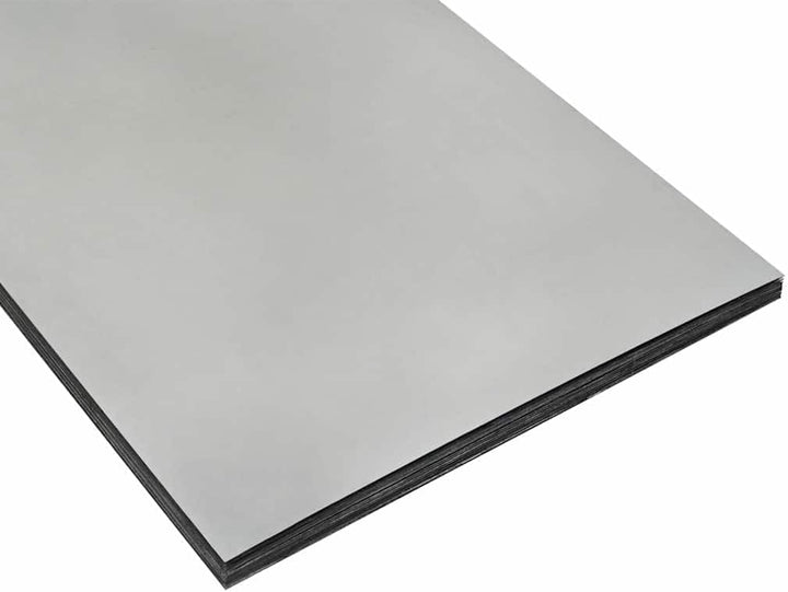 Kaninchenfütterer aus verzinktem Stahl in Silber mit 17,5 x 26 x 28,5 cm, wetterfest und langlebig,