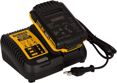 DeWalt Akku-Starter-Kit DCB115D3 (inkl. Schnellladegerät und 3 XR Li-Ion 18 Volt Akkus, kein Memory-