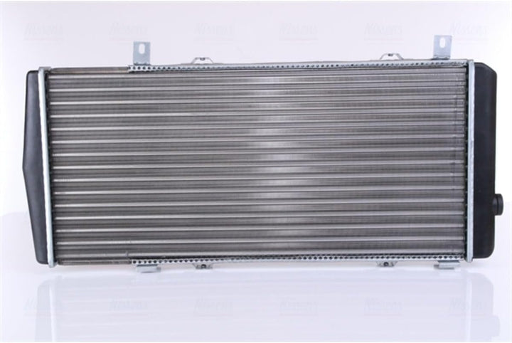 Nissens 64102 Kühler, Motorkühlung