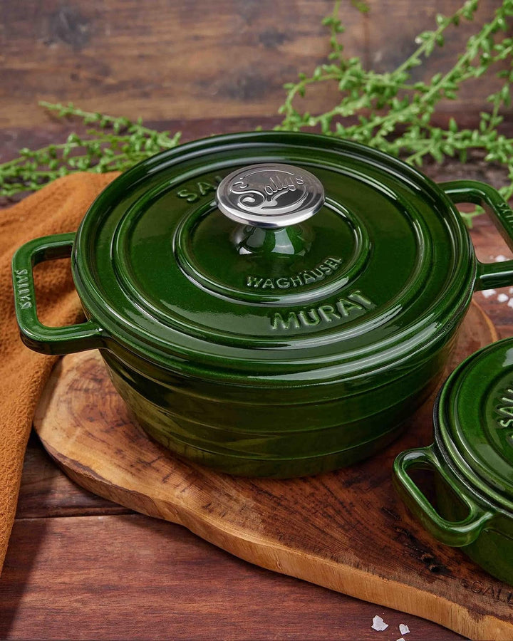 Sallys Medium Gourmet Gusseisentopf mit Deckel, emaillierte Beschichtung, Für alle Herdarten, ofenfe