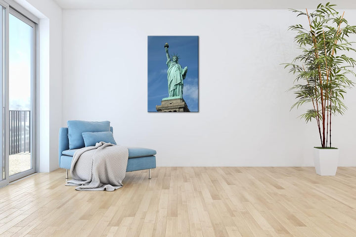 deyoli Die gigantische Freiheitsstatue im Format: 100x70 als Leinwandbild, Motiv fertig gerahmt auf