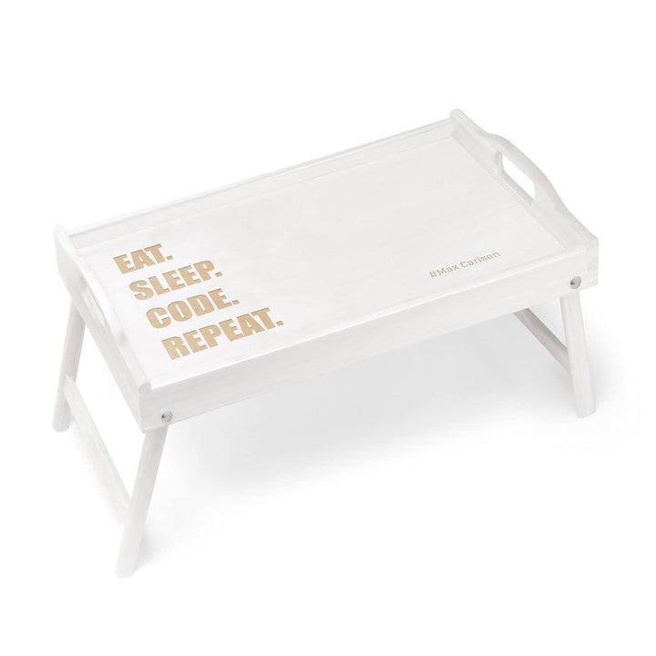 Maverton Frühstückstablett mit Gravur - Betttisch mit Griffen - klappbare Beine - erhöhter Rand - We