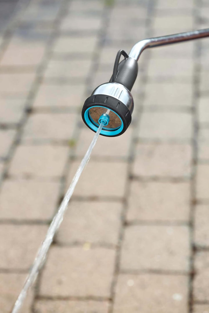 Gardena Premium Giessstab: Robuste Gartenbrause zur Bewässerung und Reinigung, 90 cm lang, 3 Strahla