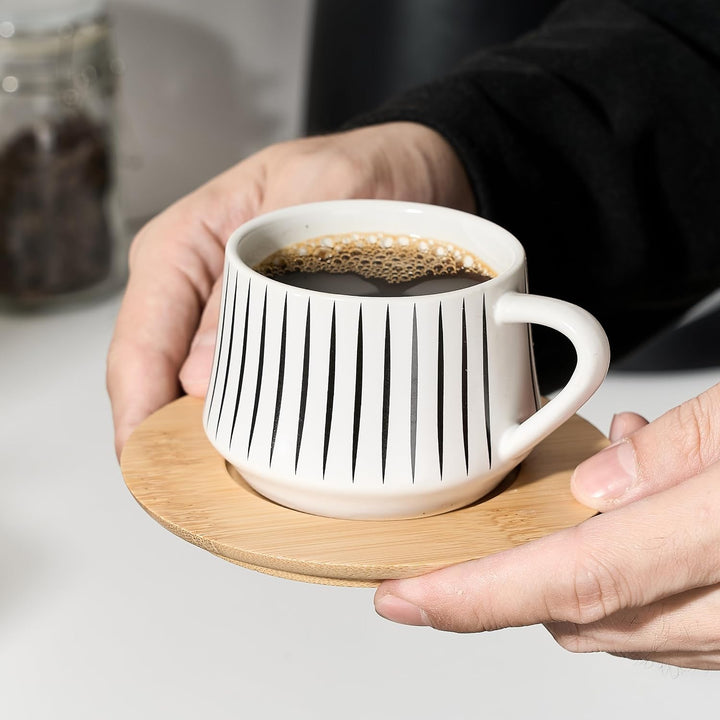 PORCER Set mit 6 Keramik-Kaffeetassen 130 ml (4,4 oz) mit Holzuntertasse und schwarzem Metallständer