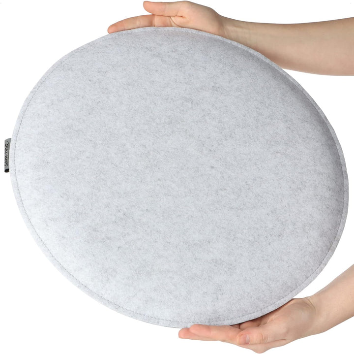 COM-FOUR® 4X Sitzkissen aus Filz - gepolstertes Stuhlkissen - runde Sitzpolsterauflage für Esszimmer