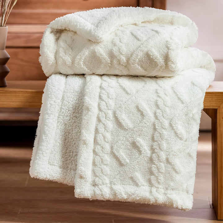 BEDSURE Kuscheldecke Decke Sofa Strickdecke - Wohndecken kuscheldecken Kleine 130x150, Sofadecke Dop
