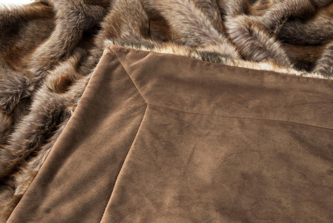 Felldecke Otter als Fellimitat in 5 Grössen Webpelzdecke Kuscheldecke Tagesdecke oder Fellkissen (24
