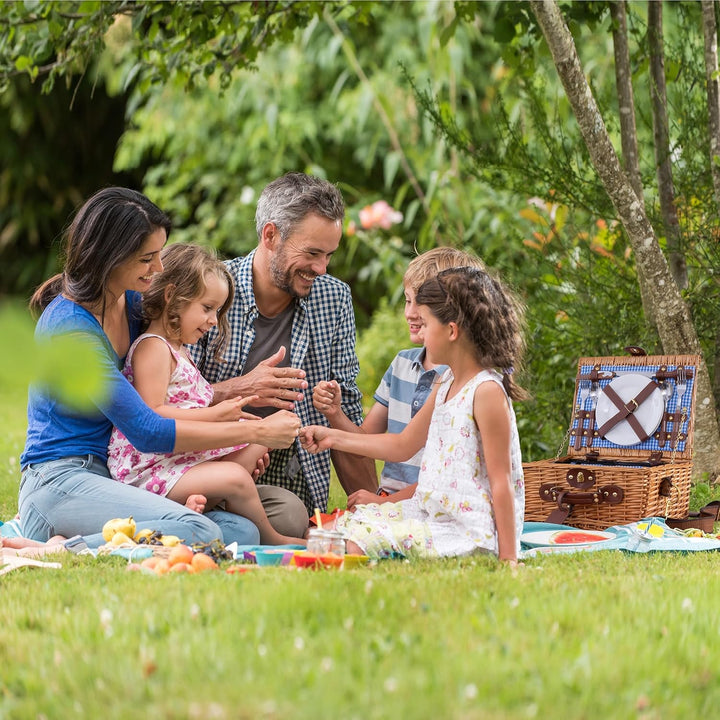 eGenuss 2er-Set handgefertigtes Picknickkorb für 2 Personen mit abnehmbarem Schultergurt, Kühlfach,
