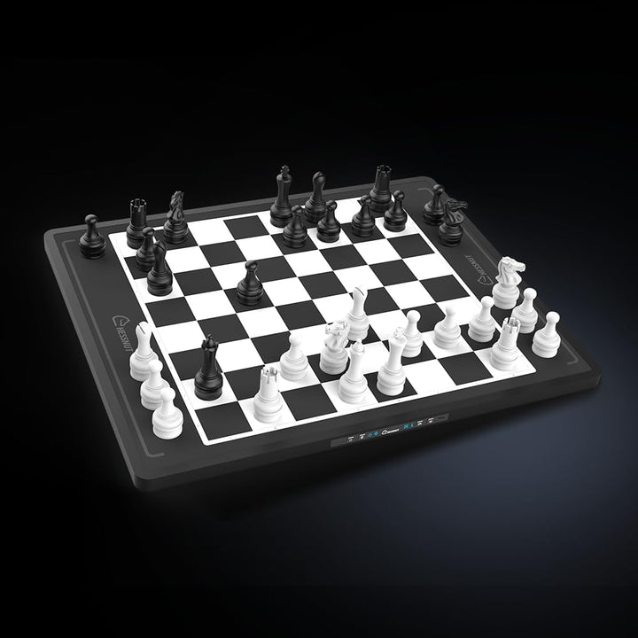 Chessnut Move Roboter-Schachbrett mit voller Stückerkennung, automatisierter Stückbewegung, Sprachst