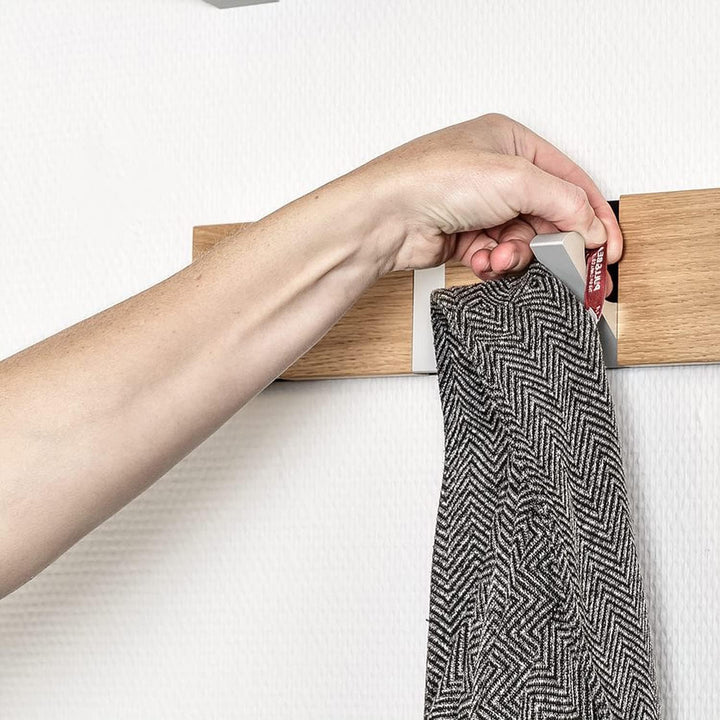 LoCa Garderobe Knax 6 Teak (geölt) (Haken klappbar Alu) Garderoben-Leiste Kleiderhaken Flur modern G