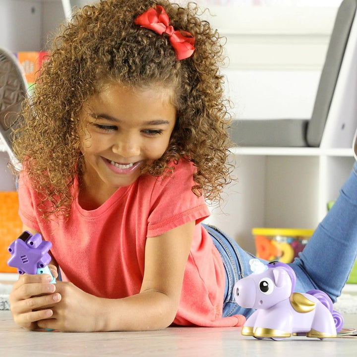Learning Resources Coding Critters MagiCoders Skye, das Einhorn, Programmierspielzeug für Kinder, MI