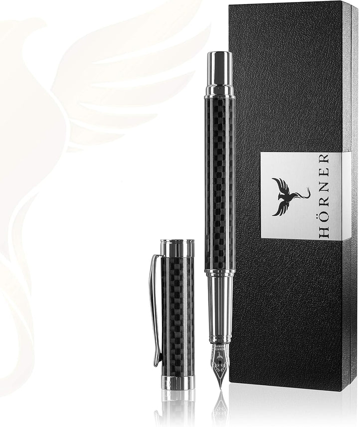 Hörner ONE - Hochwertiger Füllfederhalter aus Carbon I Premium Geschenkbox I Tinte in Schwarz I Luxu