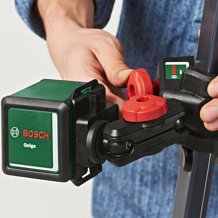 Bosch Kreuzlinienlaser Quigo mit Universalklemme MM 2 (einfaches und präzises Ausrichten mit flexibl
