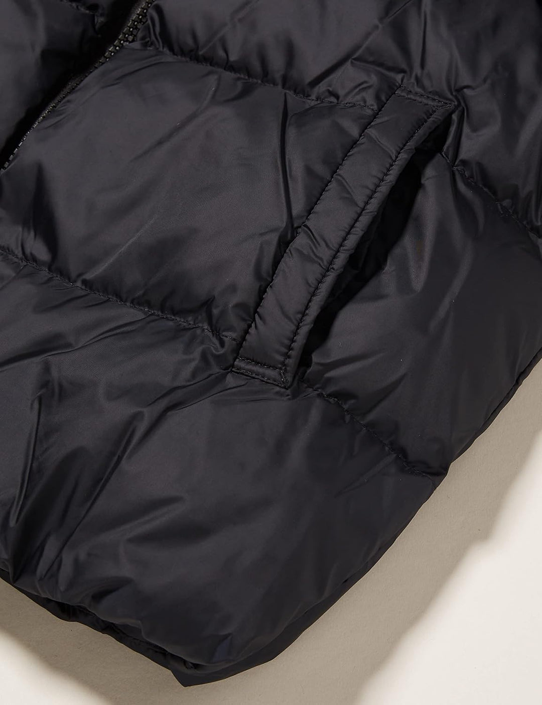 GANT Mädchen D2. Shiny Puffer 134-140 Schwarz, 134-140 Schwarz