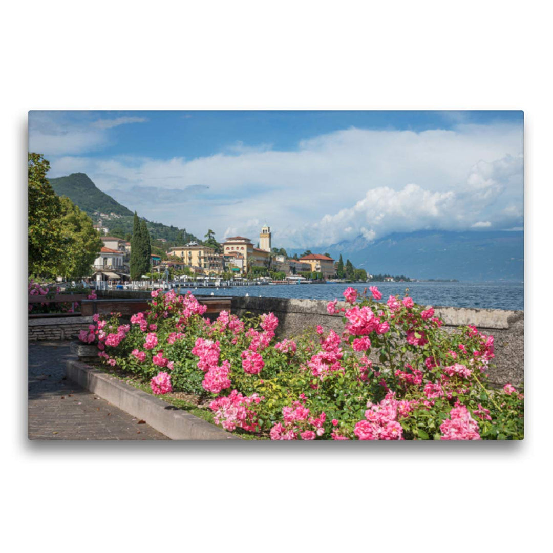 Premium Textil-Leinwand 75 x 50 cm Quer-Format Uferpromenade Gardone Riviera, Leinwanddruck von Susa