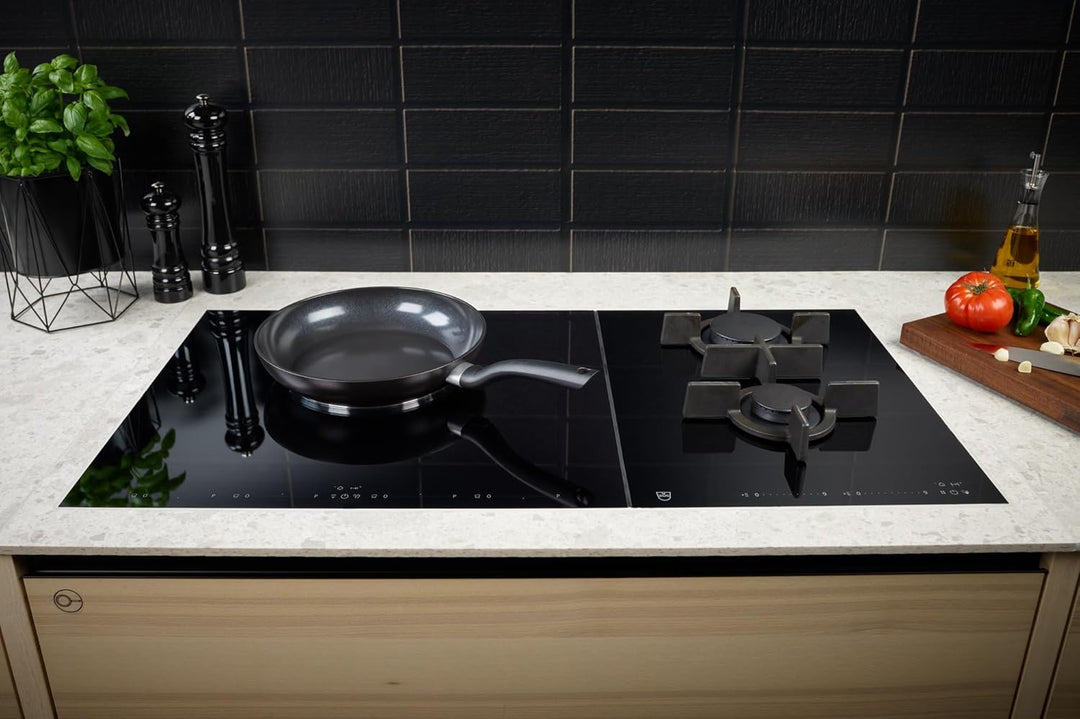 Fissler Pfannen-Set 2-teilig 24 + 28 cm Essential Black – Aluminiumpfannen beschichtet, Keramik, Ind