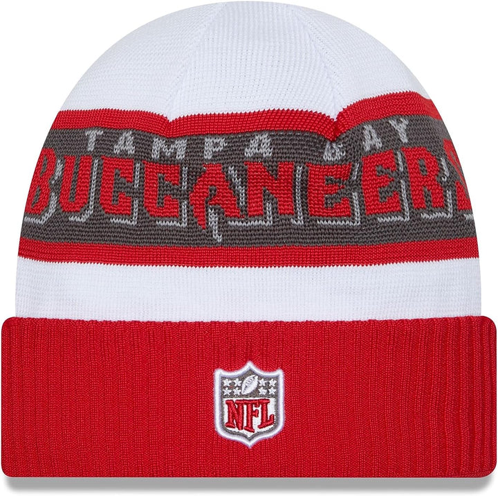 New Era NFL Sideline Tech Knit Mütze American Football 2023/2024 Beanie Wintermütze mit One Size all