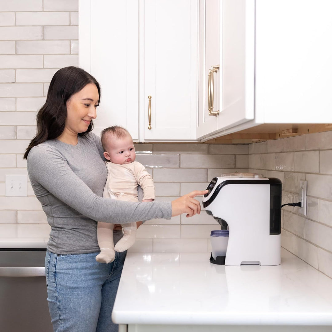 Baby Brezza - Formula Pro Mini automatischer Flaschenzubereiter- dosiert und mischt heisses Wasser u