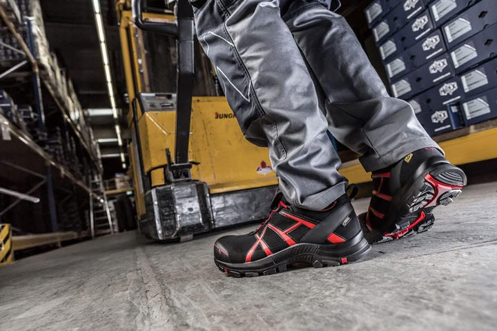 Haix Black Eagle Safety 40.1 Low/Black-red: Dein Job, Dein Auftritt, Dein Black Eagle Safety 40.1. M