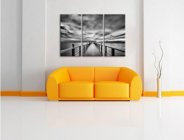 Pixxprint Monocrome, Langer Steg mit verträumtem Himmel 3-Teiler Leinwandbild 120x80 Bild auf Leinwa