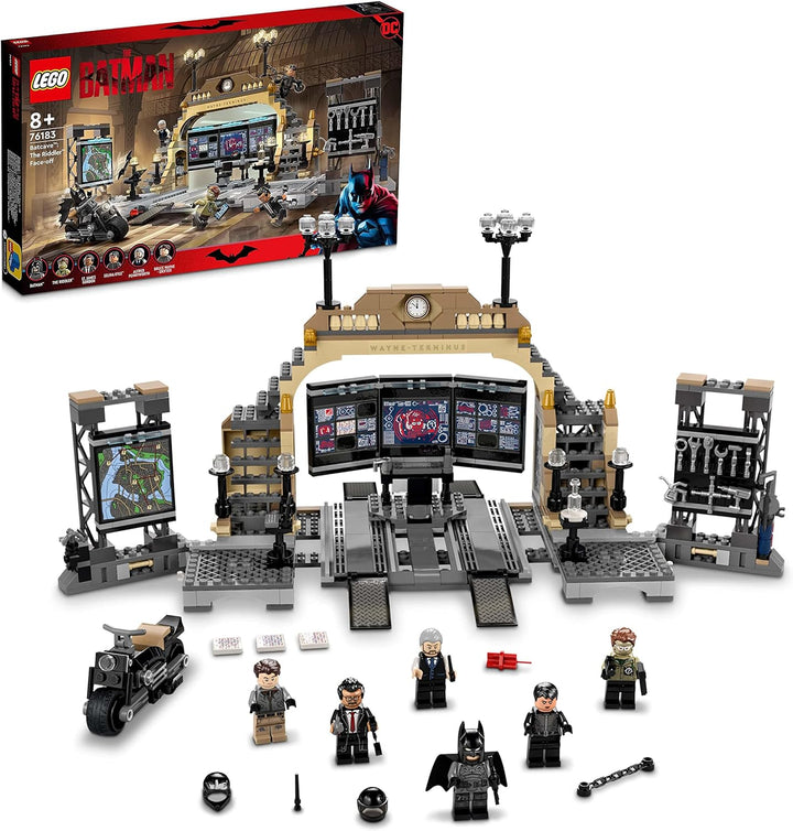 LEGO 76183 DC Batman Bathöhle: Duell mit Riddler, Superhelden-Set mit Spielzeug-Motorrad für Kinder