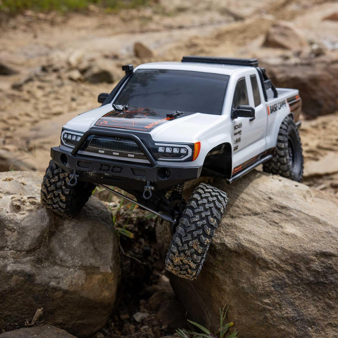 Axial RC Truck 1/10 SCX10 III Base Camp 4X4 Rock Crawler Brushed RTR (Akku und Ladegerät Nicht im Li