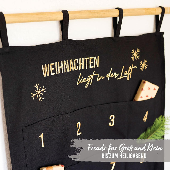 Papierdrachen Adventskalender 2023 als Wandkalender aus Stoff zum Befüllen - schwarz & gold - hochwe