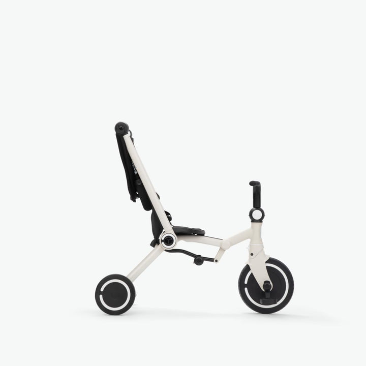 smarTrike Wonder™ Ultraleichtes Kompaktes Dreirad, Klappbar, Carry-on Approved, Für Kinder von 9 Mon