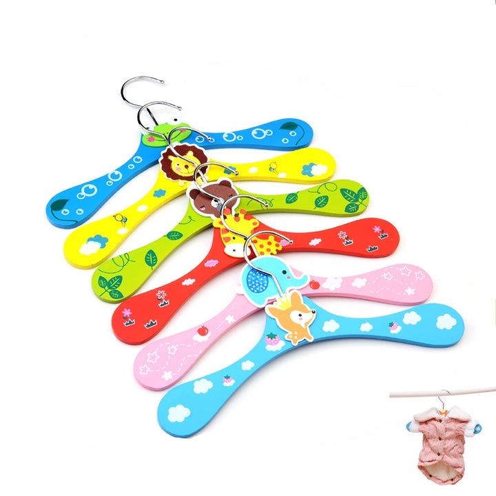 6 Stück Kinder Kleiderbügel aus Holz - Cartoon Baby Tiermotive Bunt: Giraffe, Bär, Frosch, Elefant,