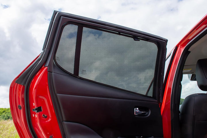 Satz Car Shades kompatibel mit Nissan Leaf (ZE1) 2018-,exkl. Modelle mit Rückfahrkamera (4-teilig)