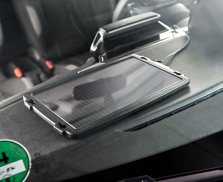 revolt Solar Kfz: Solar-Ladegerät für Auto-Batterien, Pkw, 12 Volt, 2,4 Watt (Solarbatterielader, Kf